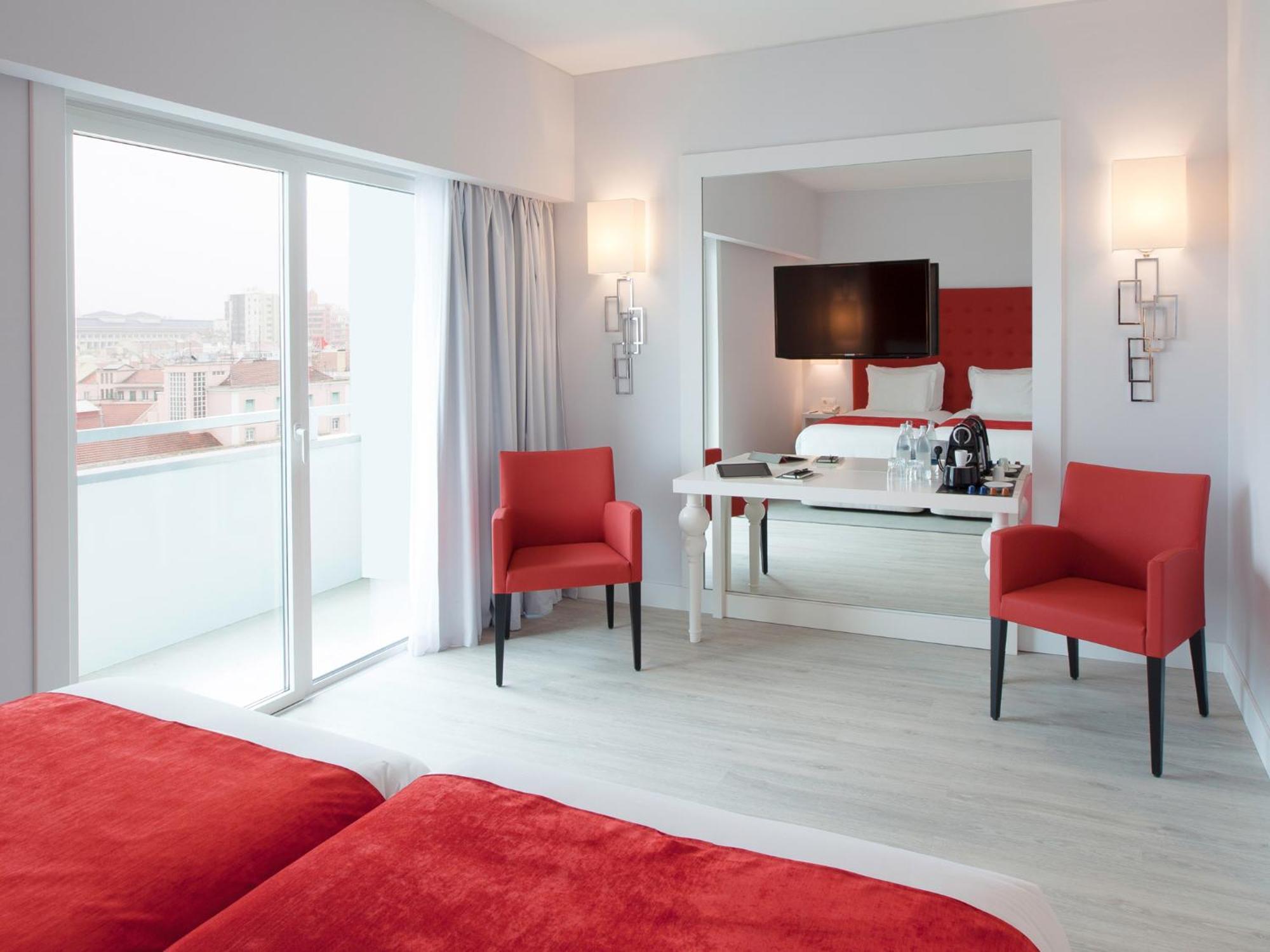 Chambre Double ou Lits Jumeaux Premium avec Balcon