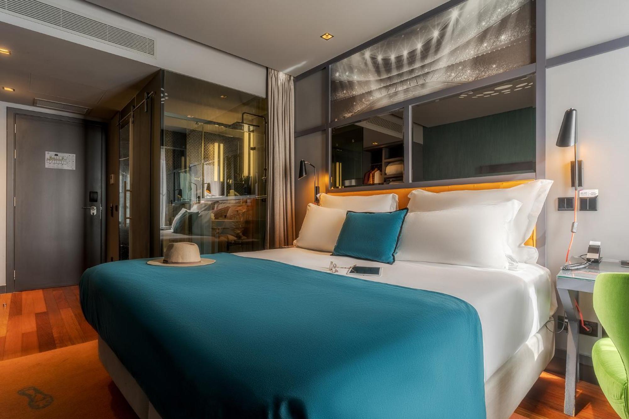 CR Superior Double Room