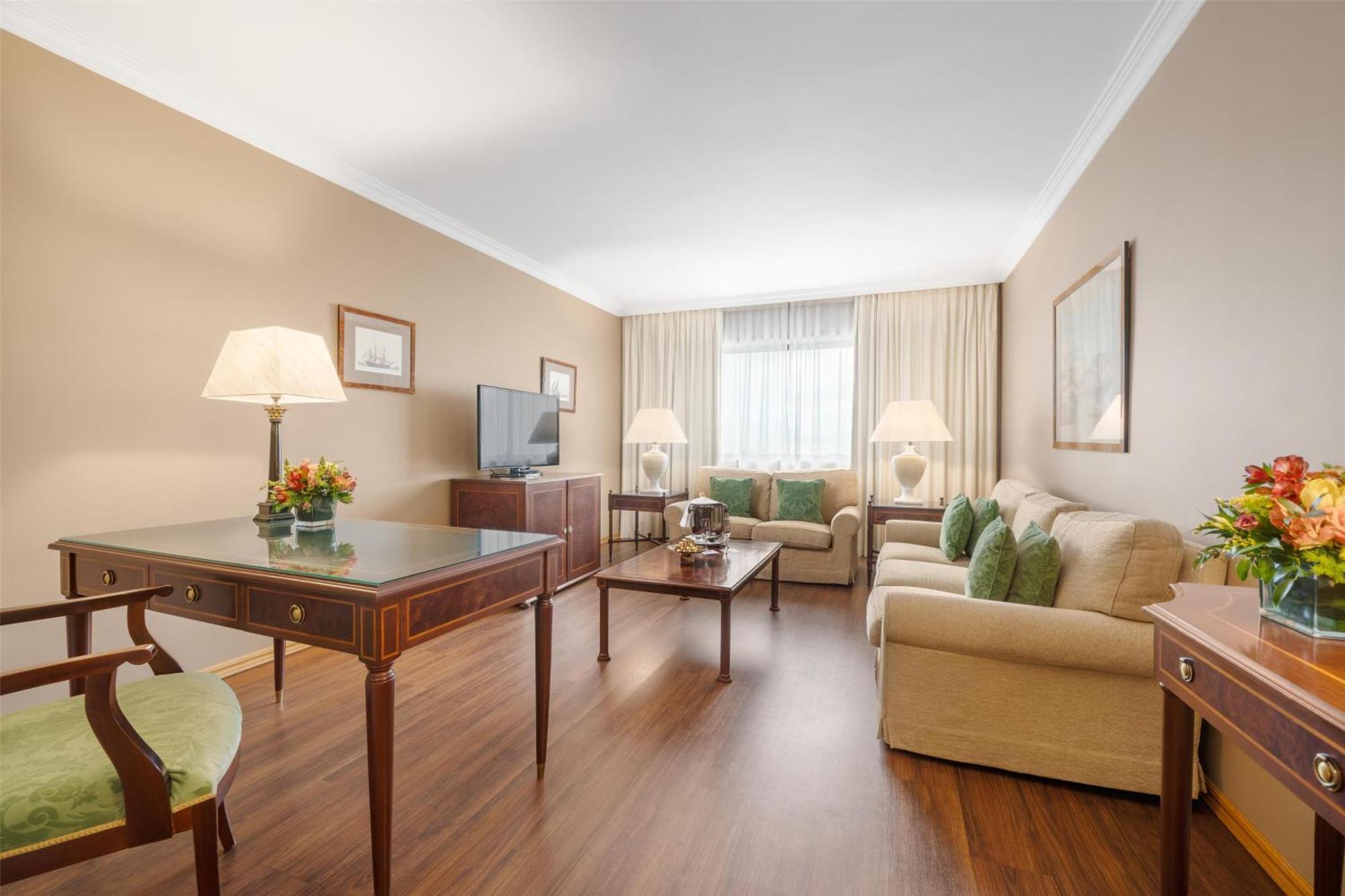 Premium Suite City View