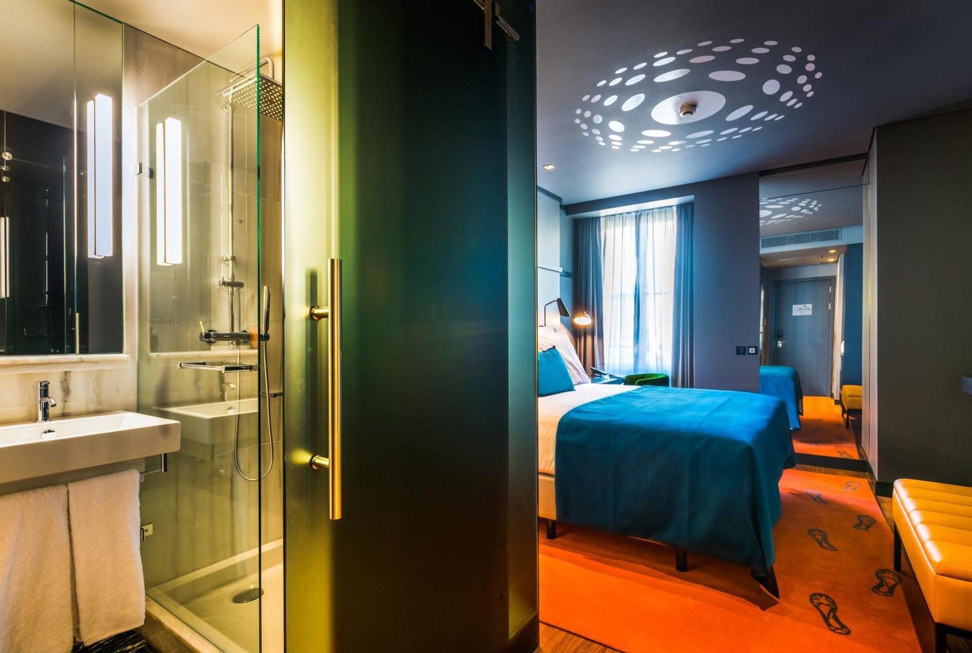 CR Superior Double Room